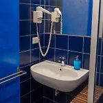 Sant'angelo 4* روما